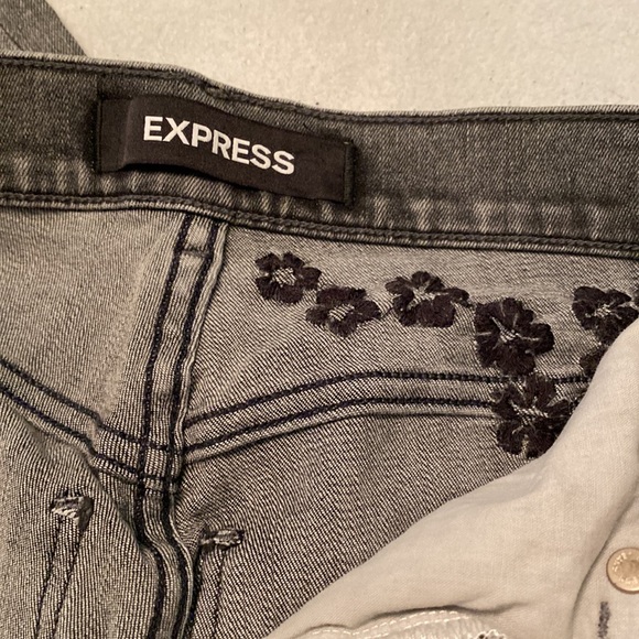 Express Jeans - Picture 5 of 6